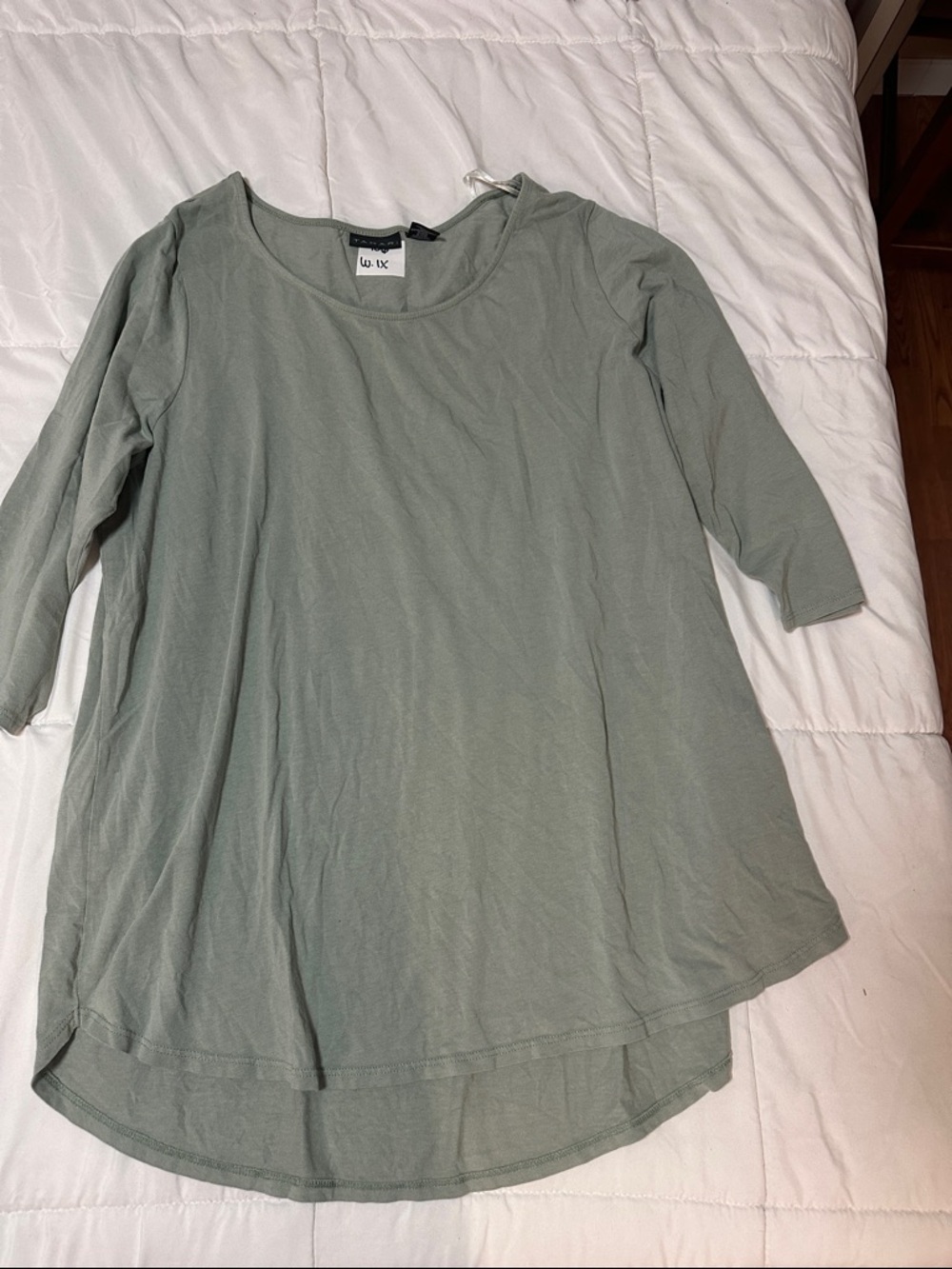 Tahari Sage Green 3/4 Sleeve Scoop Neck Tunic #156
